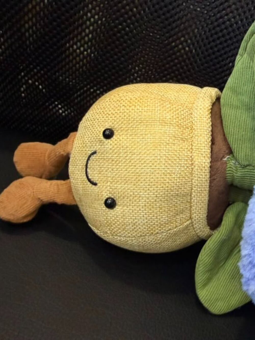 Jellycat Amuseables Hydrangea 9.4x3.9x3.9" Soft & Plush BNWT Authentic - Picture 3 of 7